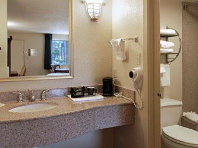 Hotel Days By Wyndham At Graceland 2*